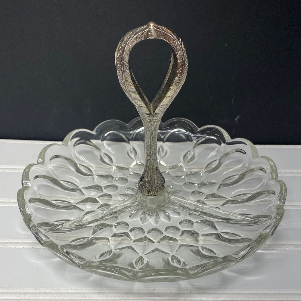 Anchor Hocking Fairfield Divided Relish Tray with Center Handle